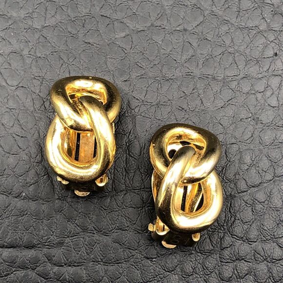 Vintage David Hill Earrings Double Link 1980s Gold Tone Clip On Half Hoop - Picture 3 of 9